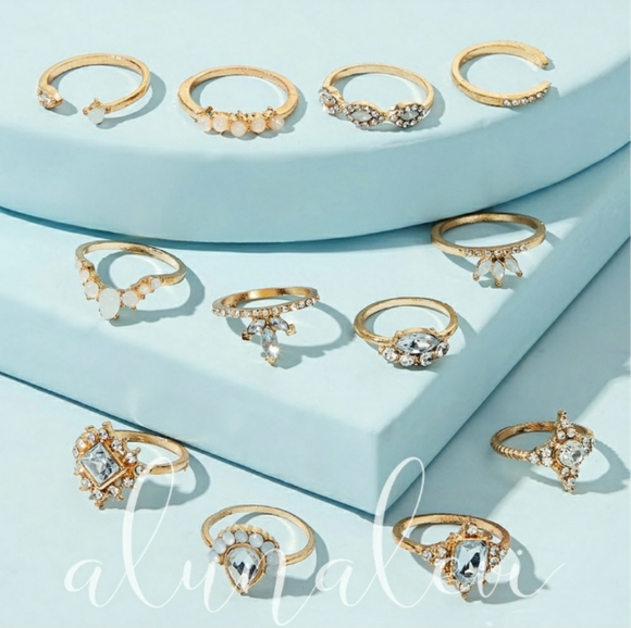 💞CLEARANCE crystal/goldtone rings - Picture 4 of 4